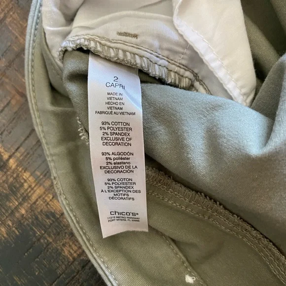 👖 Women’s Chicos Brand perfect stretch girlfriend Capri size 2 (large 12) khaki - Picture 5 of 6